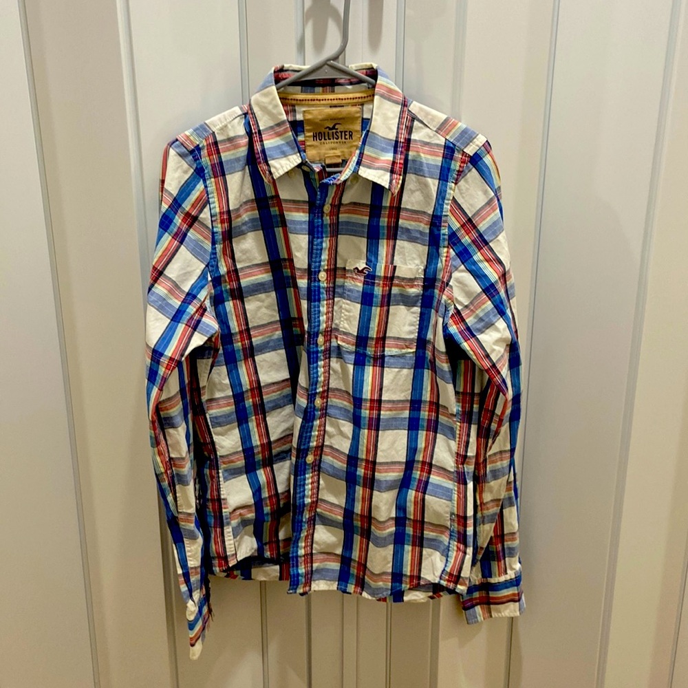 Hollister Med Medium Button Up